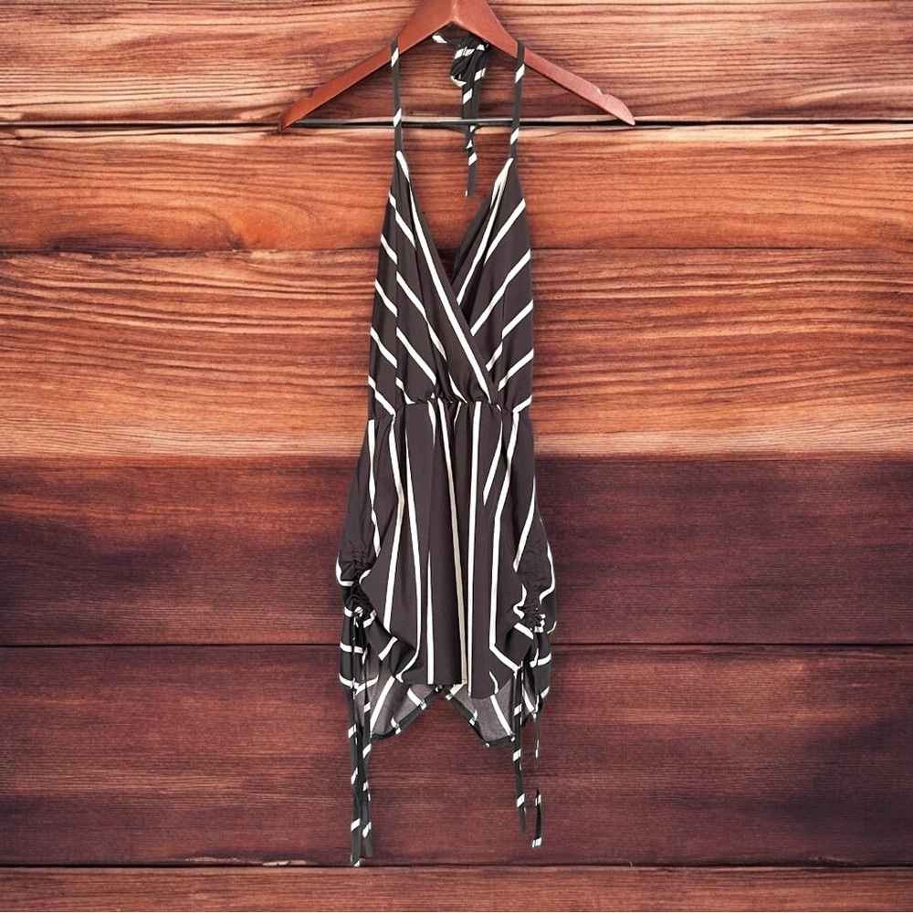 Striped Romper - Picture 1 of 2